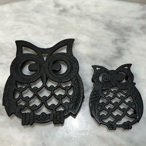 Vintage Set of 4 Black Pot Holders Trivets Owls